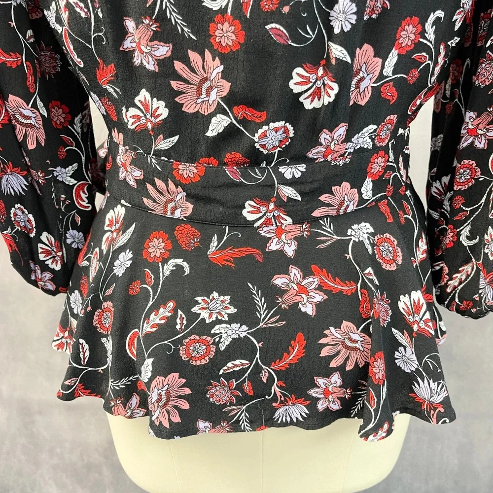 Banana Republic Womens Floral Wrap Top Size M Peplum Flowy Boho Romantic Cottage